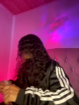 NINA 18 YEARS online show from 11-11-25, 09:26