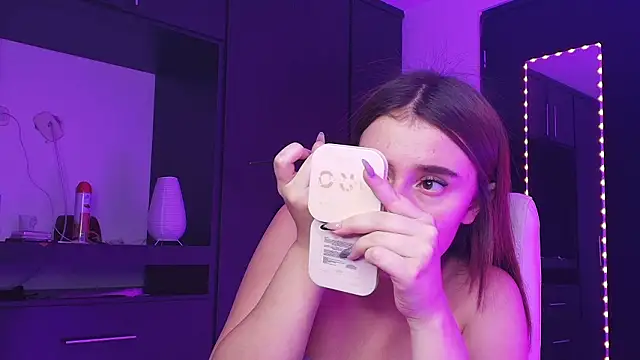 TinaJonnes  online show from 03-12-26, 05:57