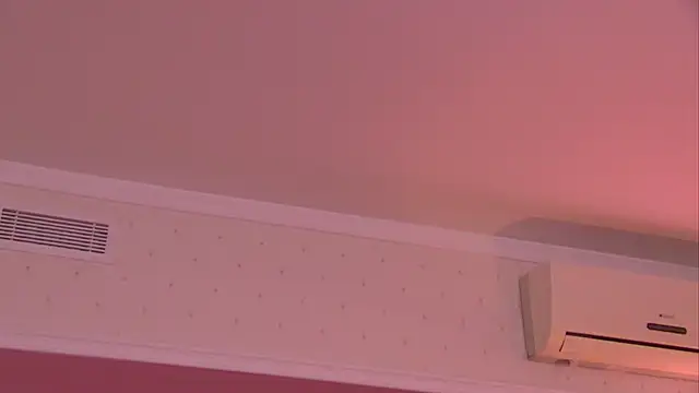 AngeliqueSkye online show from 02-20-25, 12:47