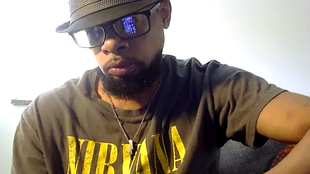 Snapshot of WhiskeyWood_DuhGOD chatting on 10-15-25, 05:02 WhiskeyWood DuhGOD online show from 10-15-25, 05:02