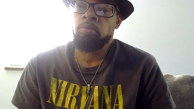 Snapshot of WhiskeyWood_DuhGOD chatting on 10-16-25, 04:30 WhiskeyWood DuhGOD online show from 10-16-25, 04:30