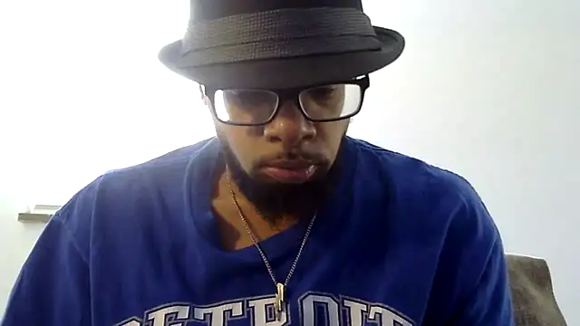 Snapshot of WhiskeyWood_DuhGOD chatting on 10-21-25, 04:08 WhiskeyWood DuhGOD online show from 10-21-25, 04:08