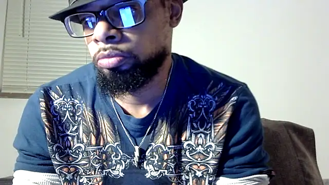 Snapshot of WhiskeyWood_DuhGOD chatting on 11-16-25, 02:17 WhiskeyWood DuhGOD online show from 11-16-25, 02:17