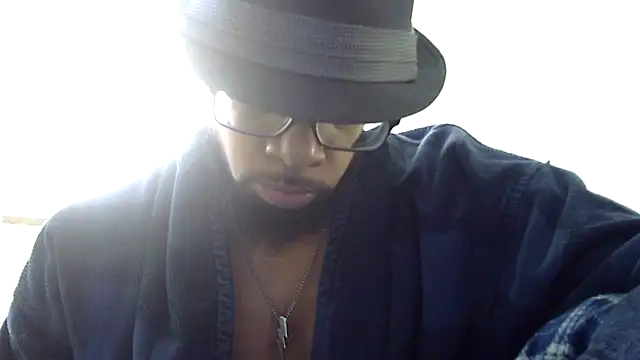 Snapshot of WhiskeyWood_DuhGOD chatting on 11-19-25, 05:24 WhiskeyWood DuhGOD online show from 11-19-25, 05:24