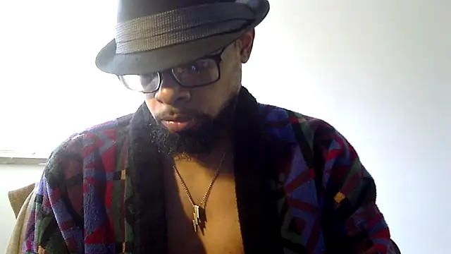 Snapshot of WhiskeyWood_DuhGOD chatting on 11-21-25, 05:11 WhiskeyWood DuhGOD online show from 11-21-25, 05:11