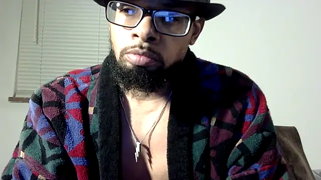 Snapshot of WhiskeyWood_DuhGOD chatting on 11-23-25, 02:00 WhiskeyWood DuhGOD online show from 11-23-25, 02:00