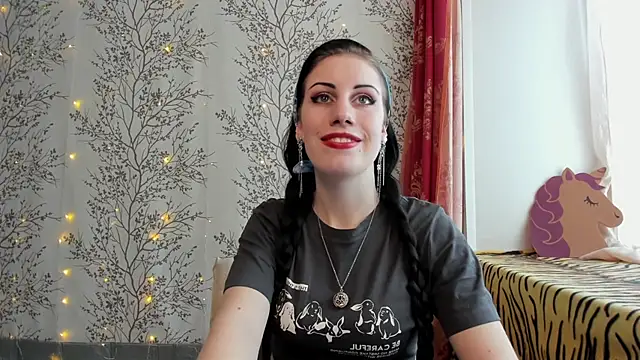 Mary0Lou online show from 01-30-25, 06:24