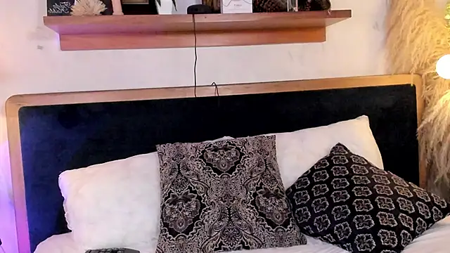 amy nicolee online show from 01-28-25, 01:50