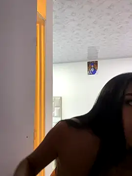 SOPHIACANDY19  online show from 11-04-25, 10:31