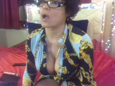 Snapshot of lachulalarubie chatting on 01-18-25, 05:52 lachulalarubie online show from 01-18-25, 05:52