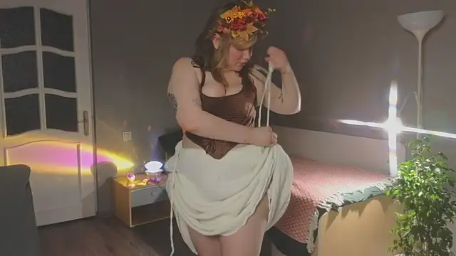 Snapshot of Kira_Citro chatting on 10-29-25, 08:32 Kira Citro online show from 10-29-25, 08:32