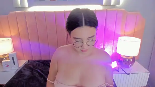 alys baker online show from 10-10-25, 03:49