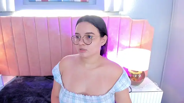 alys baker online show from 10-17-25, 03:53