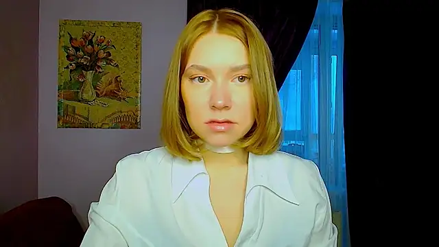 TaylorBre online show from 11-16-25, 06:41