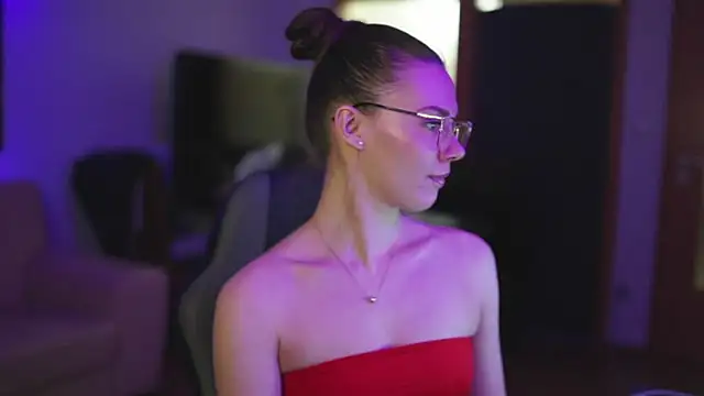 StephanieNeeson online show from 02-22-25, 10:09