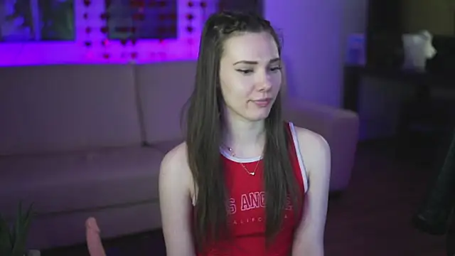 StephanieNeeson online show from 02-24-25, 10:58