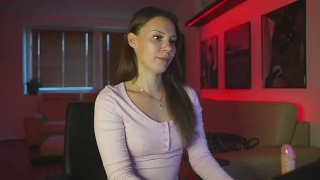 StephanieNeeson online show from 09-09-25, 04:23