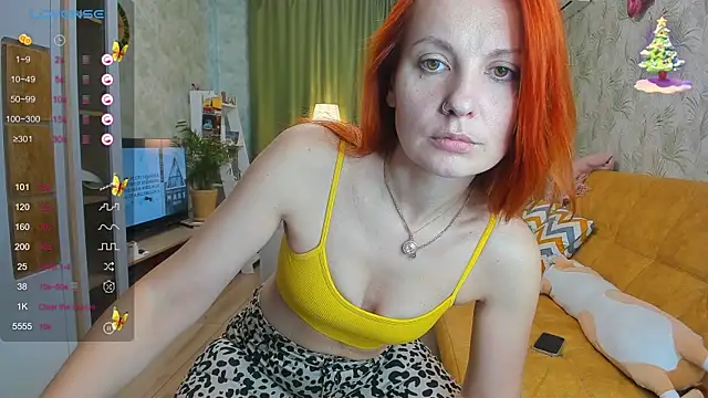 LuxieDelight online show from 01-19-25, 07:15