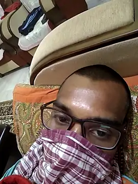 Snapshot of Tomato_boy chatting on 03-20-25, 08:09 Tomato boy online show from 03-20-25, 08:09