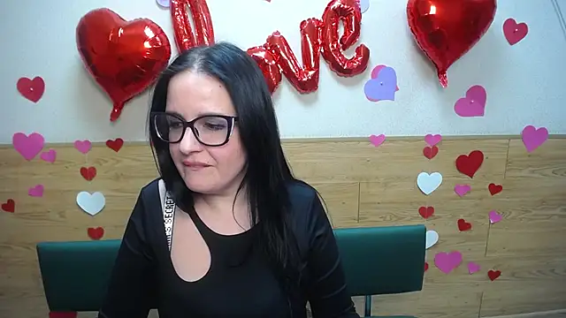 TayaBoret online show from 02-11-25, 03:29