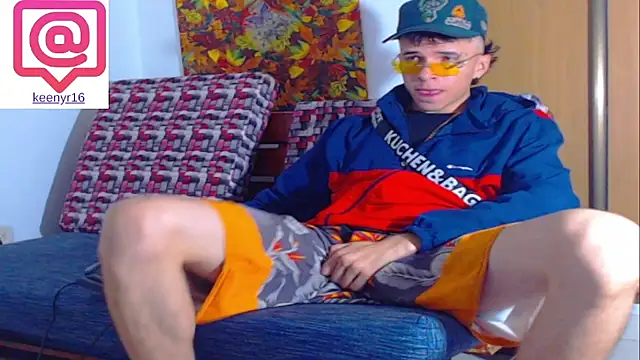 Keeny16 online show from 12-16-24, 02:49