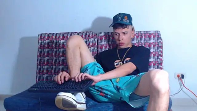 Keeny16 online show from 01-27-25, 08:17