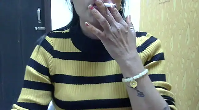 l l ish online show from 02-28-25, 05:04