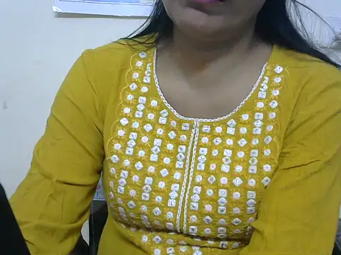 l l ish online show from 10-22-25, 04:57