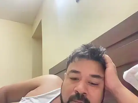 coolboy6566 online show from 12-17-25, 01:00