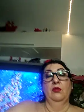 Snapshot of Genoveva73sexy chatting on 12-21-24, 07:49 Genoveva73sexy online show from 12-21-24, 07:49