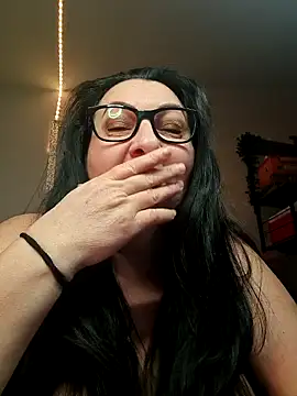 Snapshot of Genoveva73sexy chatting on 01-03-25, 04:27 Genoveva73sexy online show from 01-03-25, 04:27