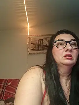 Snapshot of Genoveva73sexy chatting on 02-06-25, 08:23 Genoveva73sexy online show from 02-06-25, 08:23