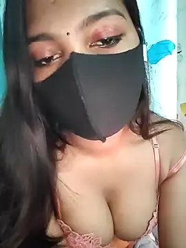 Reena Singh53 online show from 12-25-24, 08:51