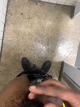 Snapshot of zeekBbc chatting on 01-02-25, 01:27 zeekBbc online show from 01-02-25, 01:27