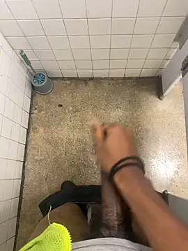 Snapshot of zeekBbc chatting on 01-21-25, 08:00 zeekBbc online show from 01-21-25, 08:00