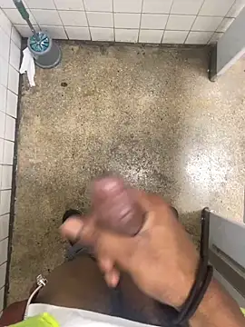 Snapshot of zeekBbc chatting on 01-29-25, 11:46 zeekBbc online show from 01-29-25, 11:46