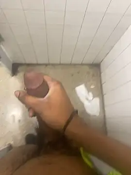 Snapshot of zeekBbc chatting on 03-16-25, 12:01 zeekBbc online show from 03-16-25, 12:01