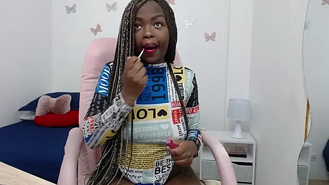  Zooee online show from 01-04-25, 11:43