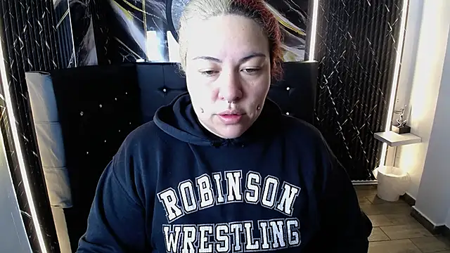 Bruja  Scarlata online show from 11-05-25, 10:04