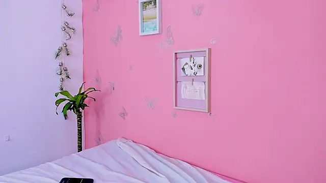 Amandalorense  online show from 12-10-24, 03:41