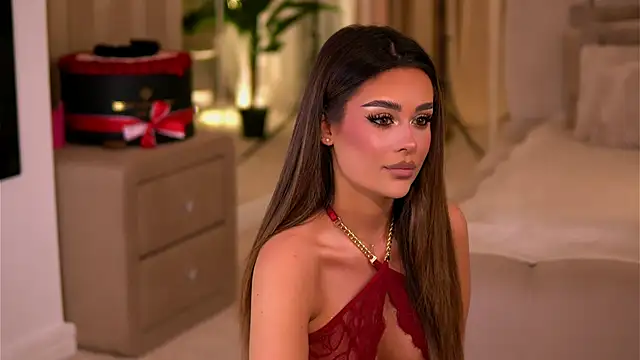 YasmineShaw online show from 01-13-26, 12:27