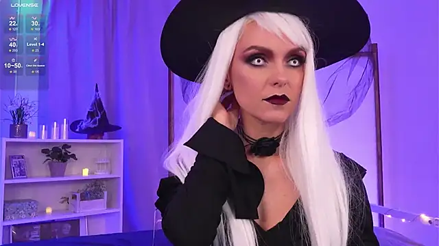 lil fleur online show from 10-31-25, 04:52