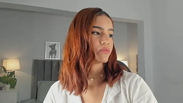 Madie  collins online show from 11-17-25, 12:11