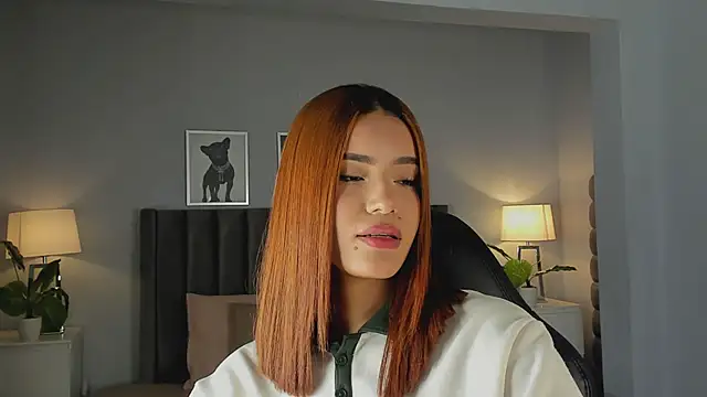 Madie  collins online show from 11-23-25, 11:32