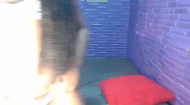 Snapshot of ShanayaKops chatting on 01-02-25, 04:13 ShanayaKops online show from 01-02-25, 04:13