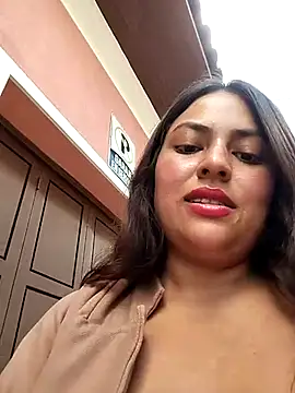 DULCE  26 online show from 01-20-25, 05:16