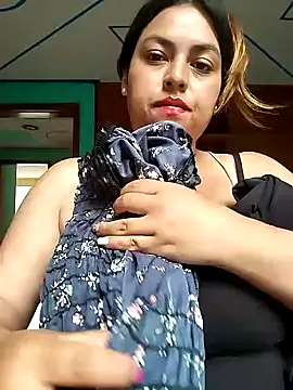 DULCE  26 online show from 02-06-25, 12:05