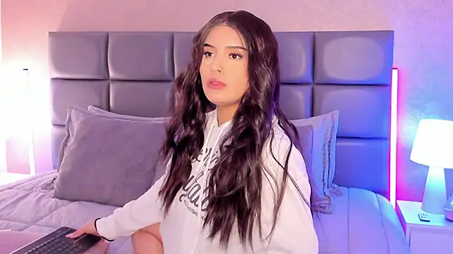 Snapshot of SpicySugar_ chatting on 11-20-25, 07:13 SpicySugar online show from 11-20-25, 07:13