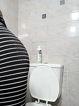 Snapshot of ximeenaah chatting on 03-14-25, 11:53 ximeenaah online show from 03-14-25, 11:53