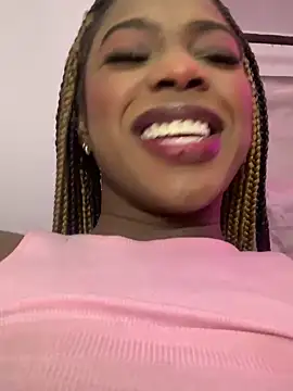 Snapshot of clhoe_miller1 chatting on 12-18-24, 01:23 clhoe miller1 online show from 12-18-24, 01:23